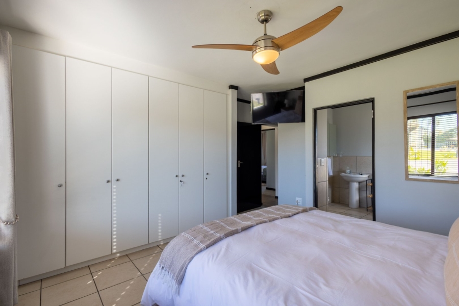 3 Bedroom Property for Sale in Santini Village Western Cape